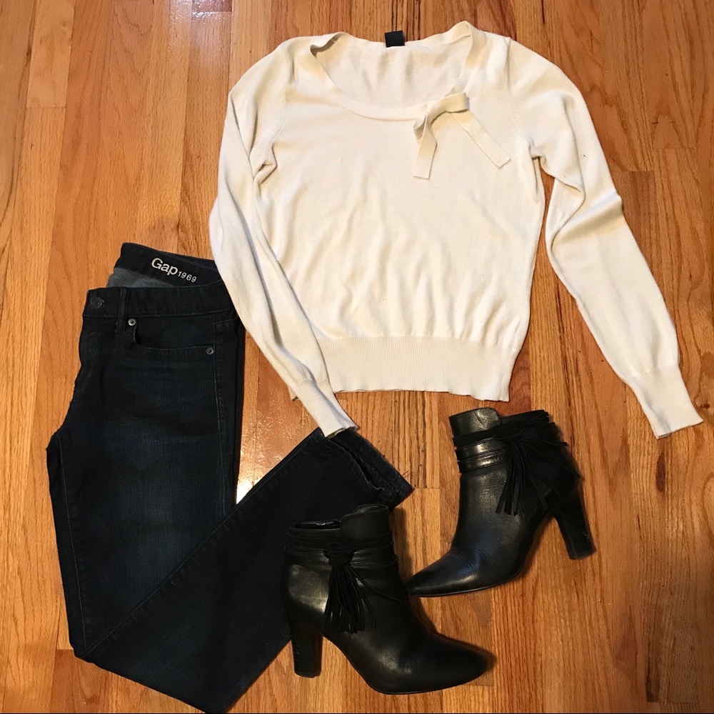 Gap Crewneck Sweater with Bow